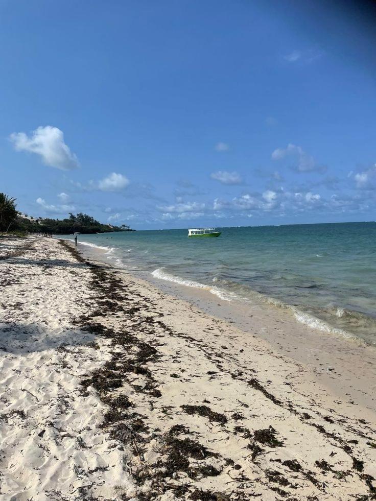 Tiwi Beach Resort & Spa Mombasa Eksteriør bilde